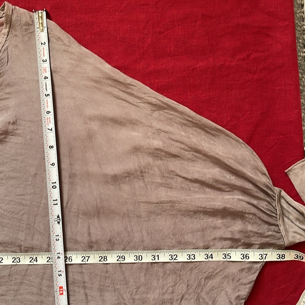 Sofia Sz M (?) Light Gray Oversized Silk Blouse. Made in Italy - Picture 15 of 16